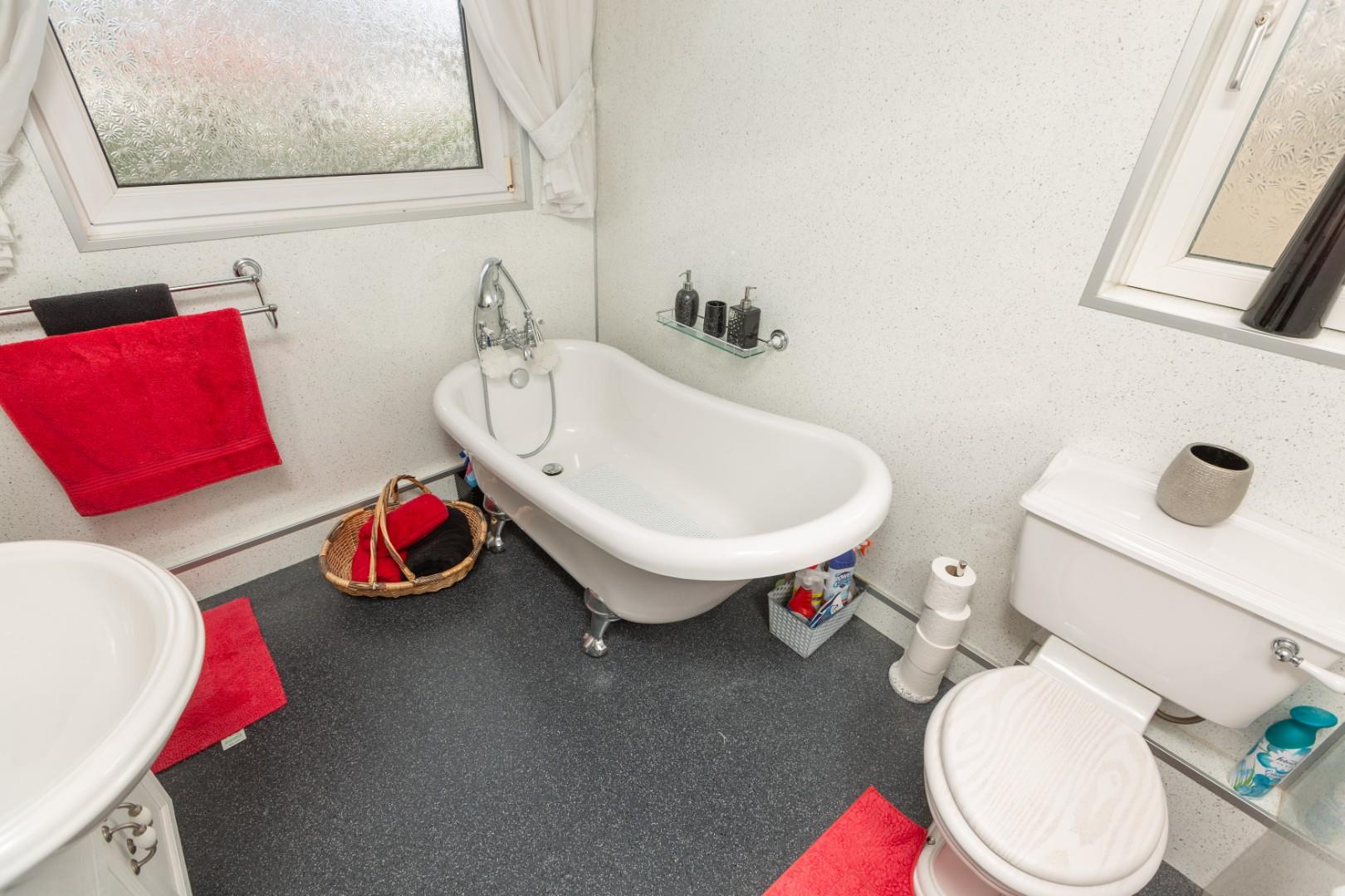Beaufort Drive, Kittle, Swansea, SA3 3LD